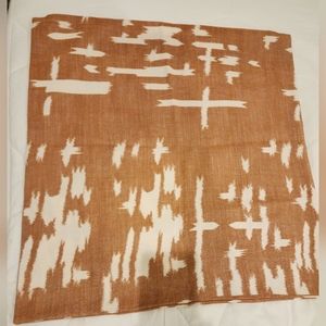 Crate & Barrel Taza Ikat Pillow Cover 23" No Insert Copper Cream (off white)